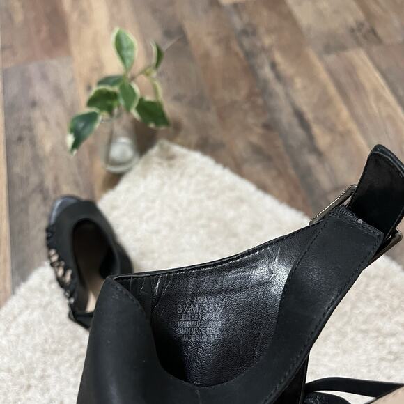 Vince Camuto Size 8.5 M Black Leather Woven Peep Toe Ankara Heels Sandals - Picture 7 of 8